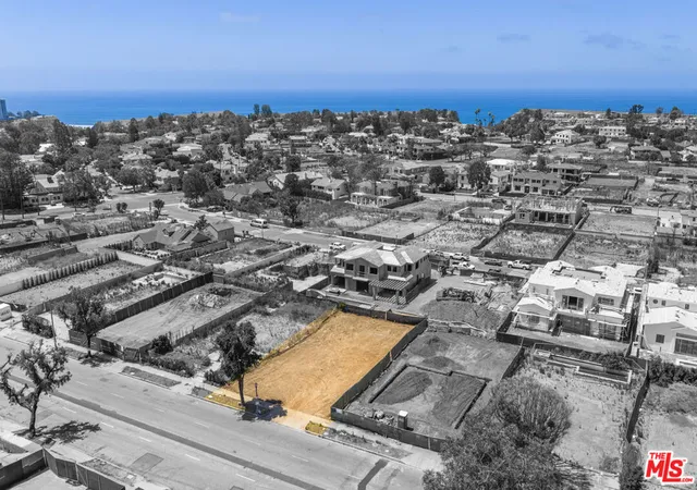 Photo 1 of Land for sale at 14826 W Sunset Blvd, Pacific Palisades, CA 90272 | MLS# 26829863 | Listing updated on 2026-09-13