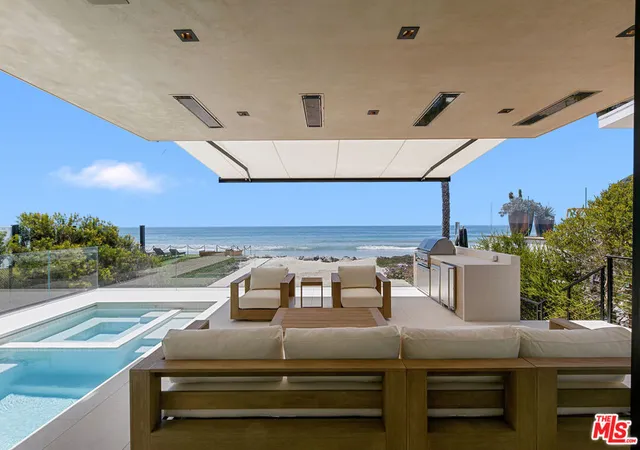 Homes for sale in Malibu, CA | 31224 Broad Beach Rd, Malibu, CA 90265 | MLS# 26797387