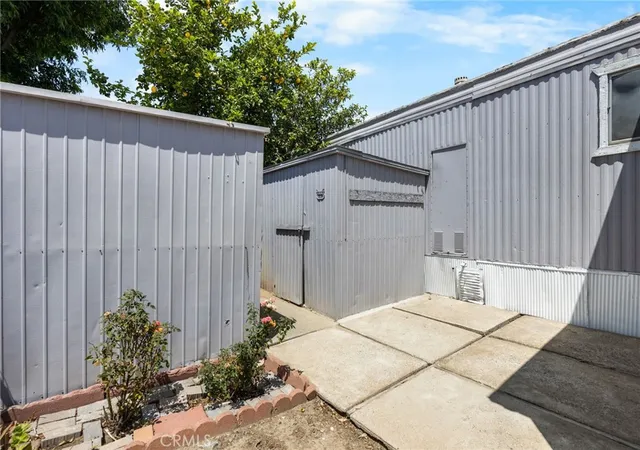 31st image of 995 Pomona Rd #88, Corona, CA 92882 | MLS# DW26096476