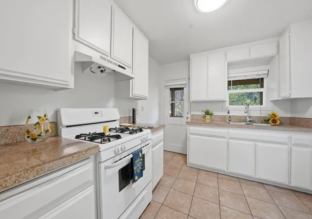 3rd image of 3211 Menlo, San Diego, CA 92105 | MLS# PTP2603416