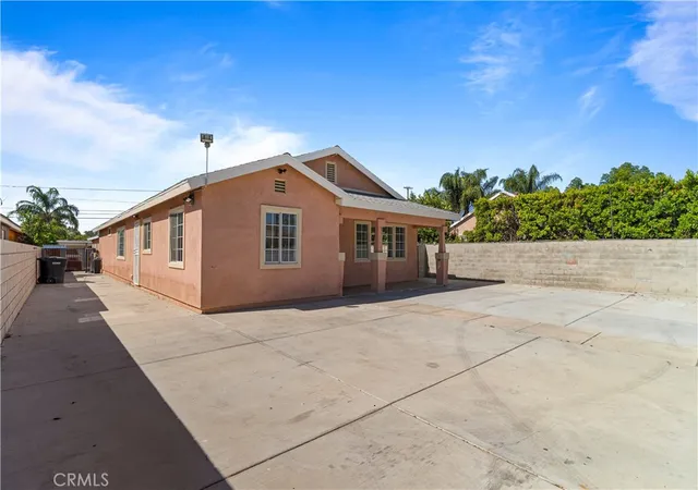 Photo 3 of Sale Pending at 217 E 5th Street, Perris, CA 92570 | MLS# IV26097646 | Listing updated on 2026-10-01