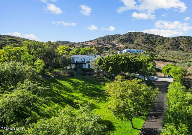 Homes for sale in Malibu, CA | 33235 Mulholland Hwy, Malibu, CA 90265 | MLS# 226002069