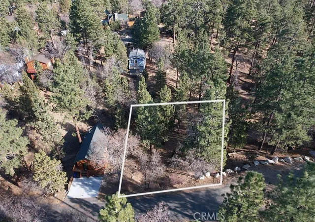 Homes for sale in Sugarloaf, CA | 899 Kern Ave, Sugarloaf, CA 92386 | MLS# IG26097725