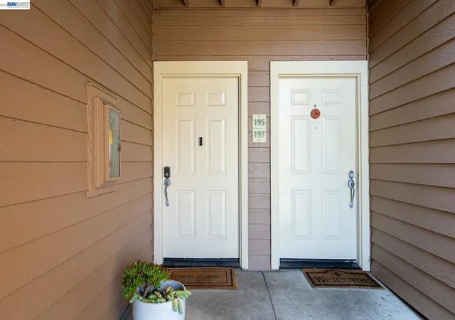 4th image of 197 Lakeshore Ct, Richmond, CA 94804 | MLS# 41133568