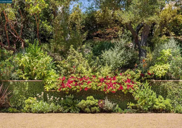 83rd image of 280 Indian Rd, Piedmont, CA 94610 | MLS# 41133564