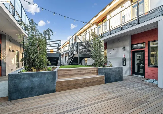 3rd image of 1545 32Nd St, Emeryville, CA 94608