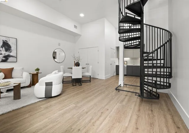2nd image of 1545 32nd Street #103, Emeryville, CA 94608 | MLS# 41133569