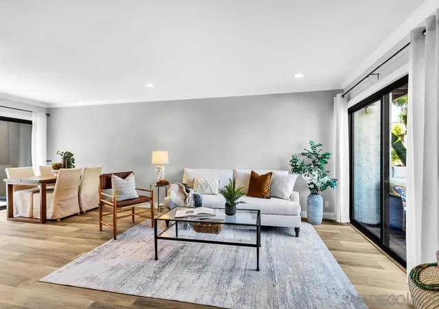 Listing Photo 5 - Condo for sale in building located at 2277 Caminito Pescado, San Diego, CA 92107 - Unit #75