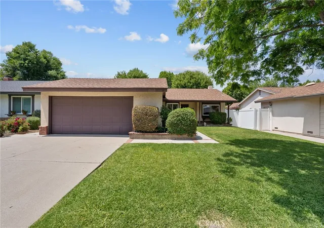 Homes for sale in Newhall, CA | 24419 Denise, Newhall, CA 91321 | MLS# SR26097814