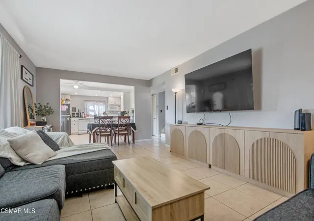 Photo 3 of Sale Pending at 257 Aristotle St, Simi Valley, CA 93065 | MLS# 226002072 | Listing updated on 2026-07-09