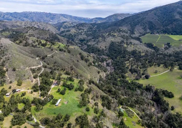 Homes for sale in Carmel Valley, CA | 19235 Cachagua Rd, Carmel Valley, CA 93924 | MLS# ML82045918