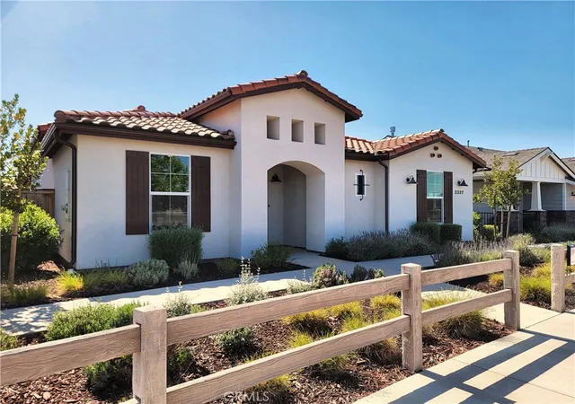 Photo 2 of Single family home for sale at 2337 Clubhouse Dr, Paso Robles, CA 93446 | MLS# NS26097925 | Listing updated on 2026-05-09