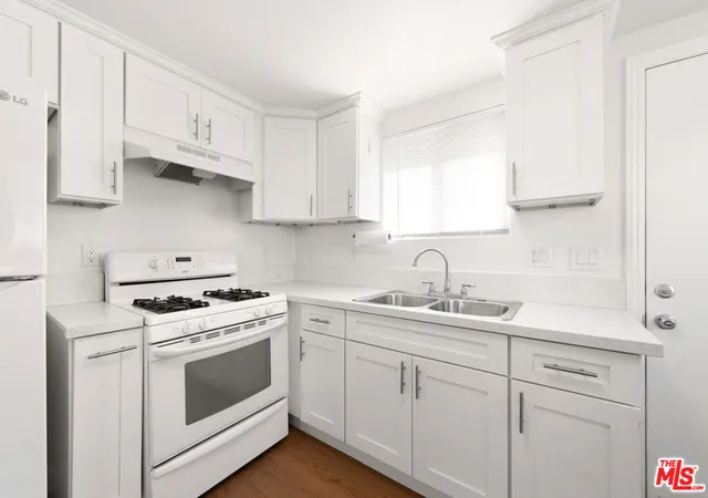Photo 3 of Multi family home for sale at 117 S Hayes Ave, Oxnard, CA 93030 | MLS# 26830101 | Listing updated on 2026-09-04