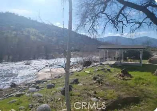 Homes for sale in Three Rivers, CA | 41830 N Fork Dr, Three Rivers, CA 93271 | MLS# RS26086940