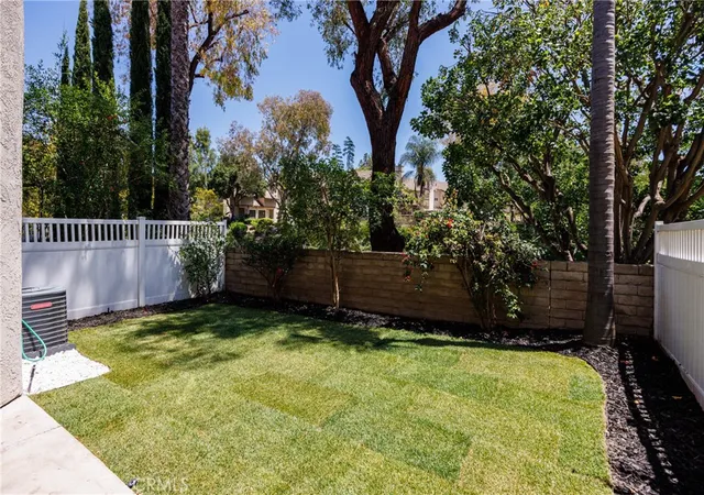 Homes for sale in Laguna Hills, CA | 26201 Sunnyglen Avenue, Laguna Hills, CA 92653 | Houzeo