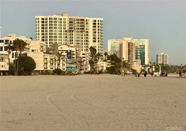 Homes for sale in Long Beach, CA | 1310 E Ocean Blvd #906, Long Beach, CA 90802 | MLS# IV26097996