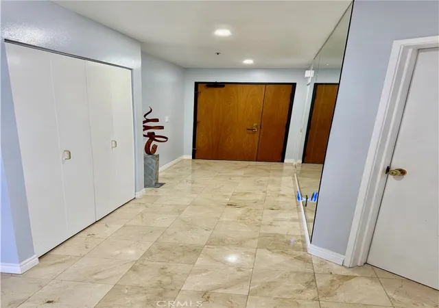 Homes for sale in Long Beach, CA | 1310 E Ocean Blvd #906, Long Beach, CA 90802 | MLS# IV26097996
