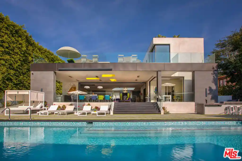 Photo 1 of Mansion for sale at 809 N Rexford Dr, Beverly Hills, CA 90210 | MLS# 26830131 | Listing updated on 2026-10-22