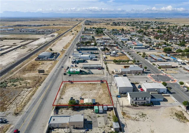 Photo 4 of Land for sale at 2909 Sierra Hwy, Rosamond, CA 93560 | MLS# JT26098087 | Listing updated on 2026-05-06