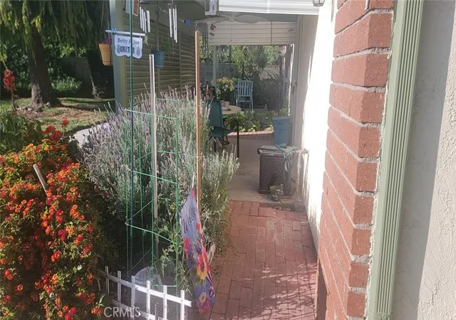 Listing Photo 5 - Condo for sale in building located at 199 Smt Vw Dr, Calimesa, CA 92320 - Unit #B