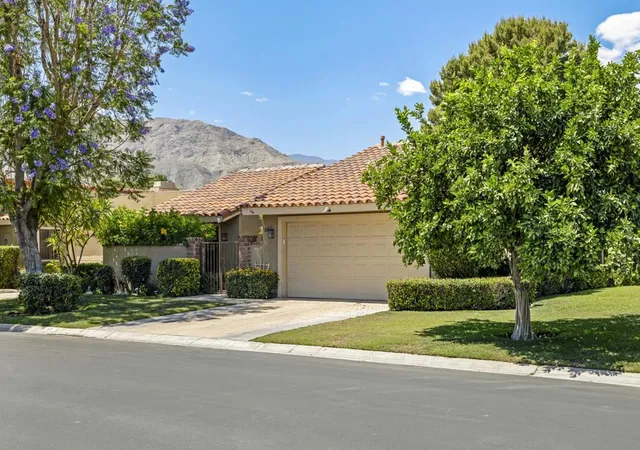 Homes for sale in Rancho Mirage, CA | 83 Tennis Club Dr, Rancho Mirage, CA 92270 | MLS# 219147450DA