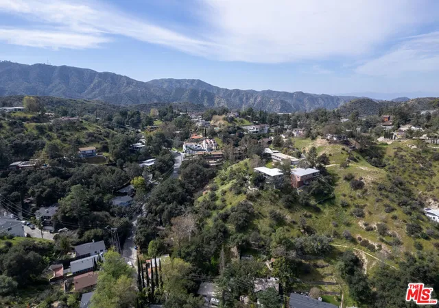 5th image of 9631 Oak Bend Dr, Tujunga, CA 91042 | MLS# 26829933