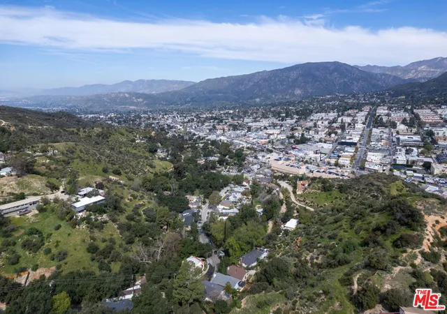 8th image of 9631 Oak Bend Rd, Tujunga, CA 91042 | MLS# 26829935