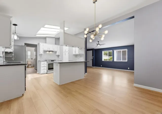 5th image of 8975 Lawrence Welk Dr #SPC 23, Escondido, CA 92026 | MLS# NDP2604345