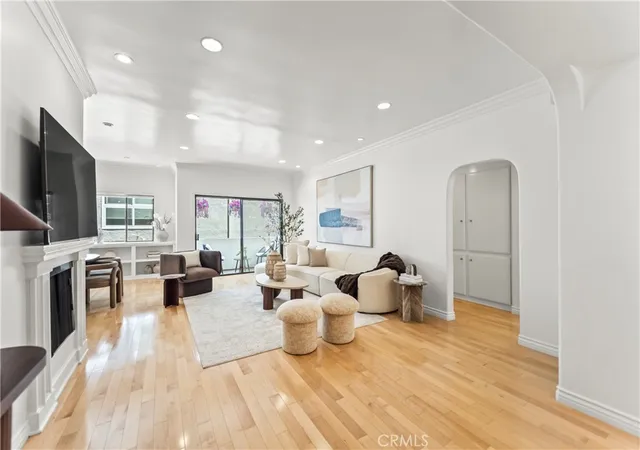 Homes for sale in Los Angeles, CA | 11928 Kiowa #105, Los Angeles, CA 90049 | MLS# OC26095486