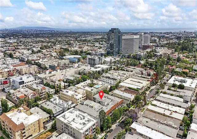 Homes for sale in Los Angeles, CA | 11928 Kiowa #105, Los Angeles, CA 90049 | MLS# OC26095486