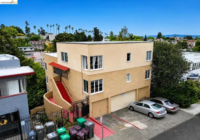 Photo 1 of Sale Pending at 33 E Home Pl, Oakland, CA 94610 | MLS# 41133612 | Listing updated on 2026-06-02