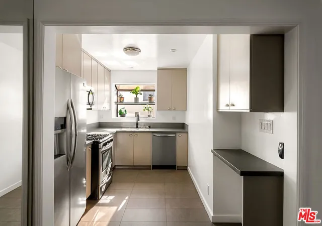 Homes for sale in West Hollywood, CA | 1330 N Crescent Heights Blvd #2, West Hollywood, CA 90046 | MLS# 26830231