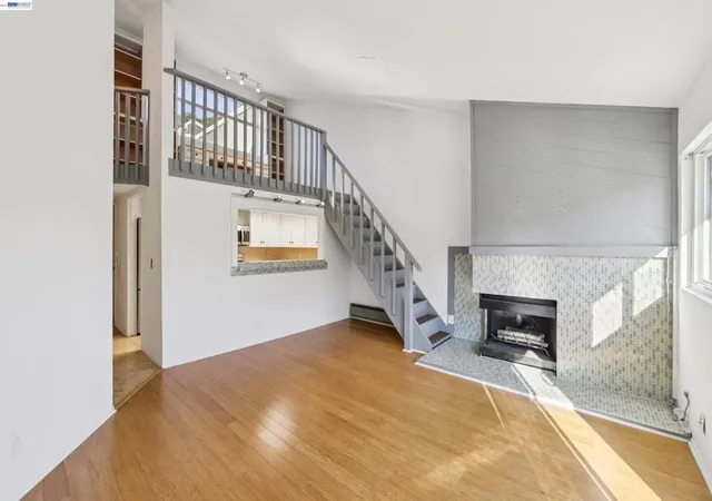 3rd image of 5400 Mountain Boulevard #340, Oakland, CA 94619 | MLS# 41133621