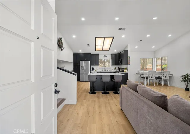 2nd image of 1324 Windermere Ct, Palmdale, CA 93551 | MLS# SR26098301