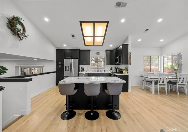 5th image of 1324 Windermere Ct, Palmdale, CA 93551 | MLS# SR26098301