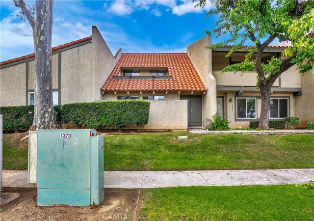 Homes for sale in Corona, CA | 1312 Camelot, Corona, CA 92882 | MLS# SW26087096