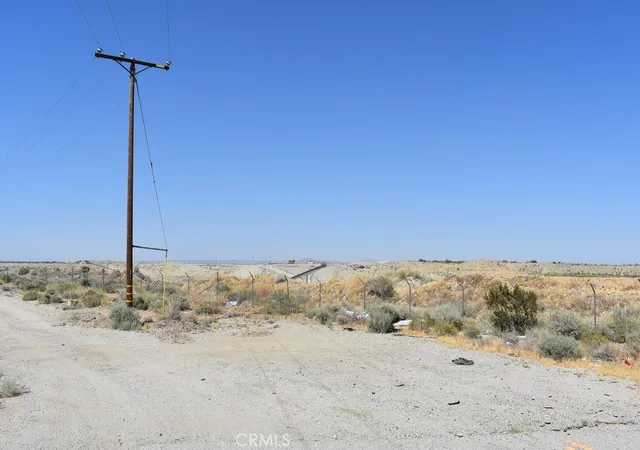 Photo 3 of Land for sale at 6201 E Pearblossom Hwy, Palmdale, CA 93552 | MLS# SR26098458 | Listing updated on 2026-05-06