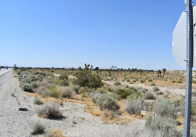 Photo 4 of Land for sale at 6201 E Pearblossom Hwy, Palmdale, CA 93552 | MLS# SR26098458 | Listing updated on 2026-05-06