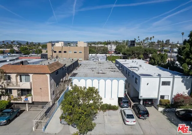 1st image of 12231 Pacific Ave, Los Angeles, CA 90066 | MLS# 26830379