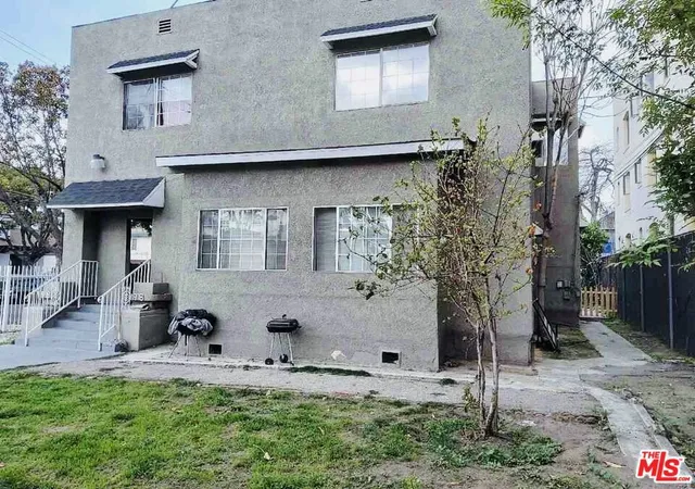 2nd image of 1981 Estrella Ave, Los Angeles, CA 90007 | MLS# 26830411