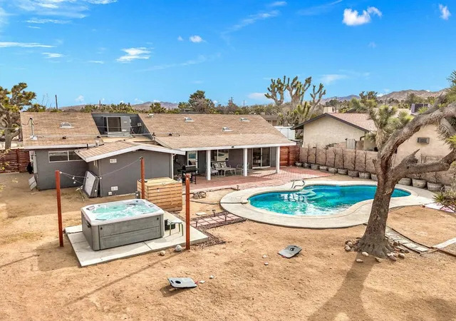 Homes for sale in Yucca Valley, CA | 7552 Elk Trl, Yucca Valley, CA 92284 | MLS# 219147490DA