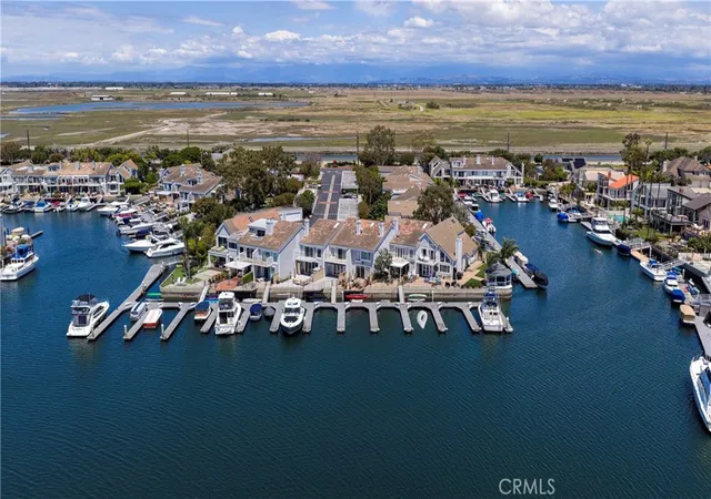 Photo 2 of Townhouse for sale at 16068 Bonaire, Huntington Beach, CA 92649 | MLS# OC26098405 | Listing updated on 2026-09-26