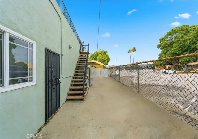 5th image of 1722 N Wilmington, Wilmington, CA 90744 | MLS# RS26098762