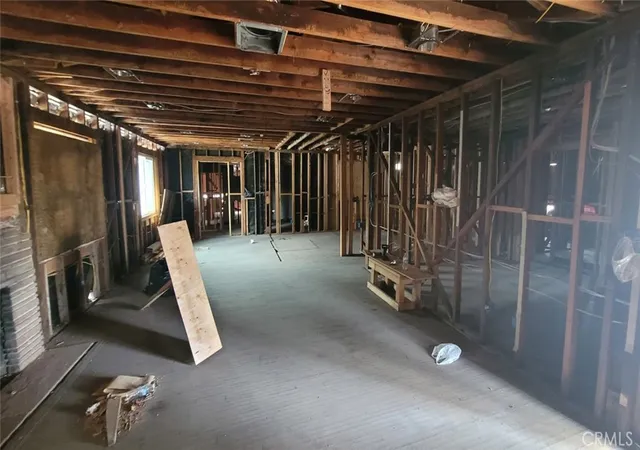 Photo 3 of Single family home for sale at 2922 Hillburn Rd, Bakersfield, CA 93306 | MLS# DW26094841 | Listing updated on 2026-05-07