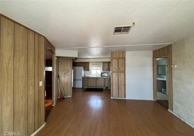 Photo 3 of Manufactured home for sale at 1701 S Thornburg St, Santa Maria, CA 93458 | MLS# PI26098898 | Listing updated on 2026-09-02