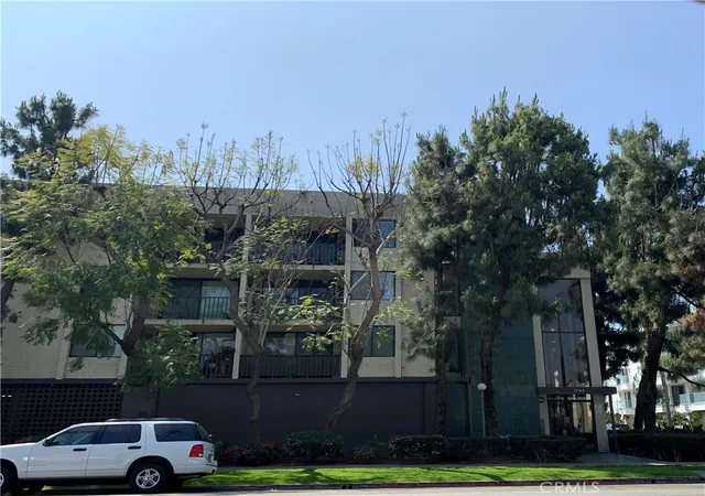 Homes for sale in Long Beach, CA | 1140 E Ocean Blvd #320, Long Beach, CA 90802 | MLS# DW26098892