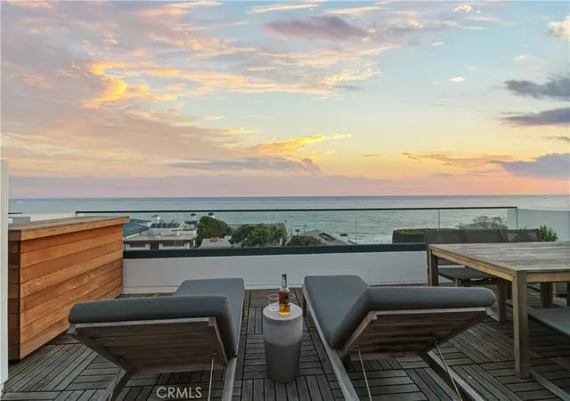 Homes for sale in Malibu, CA | 22065 Pacific Coast Hwy #3, Malibu, CA 90265 | MLS# SR26098922