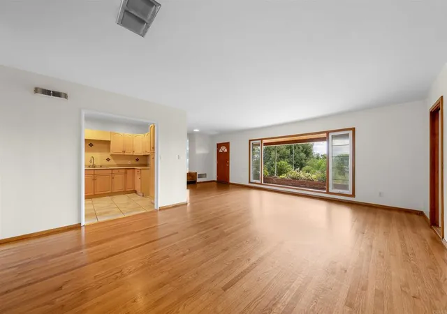 Homes for sale in San Diego, CA | 2516 Chatsworth Blvd, San Diego, CA 92106 | MLS# PTP2603465