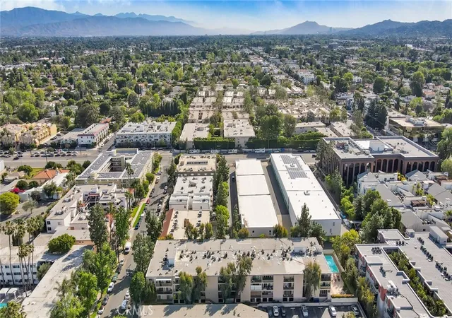Homes for sale in Sherman Oaks, CA | 15344 Weddington St #102, Sherman Oaks, CA 91411 | MLS# SR26081255