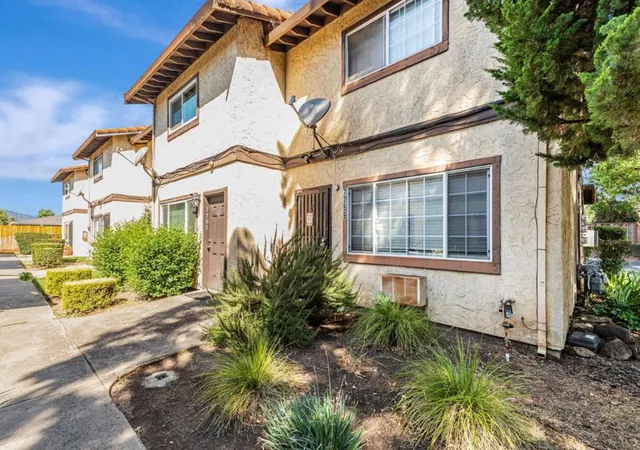 Homes for sale in Gilroy, CA | 7759 Murray Ave, Gilroy, CA 95020 | MLS# ML82046085
